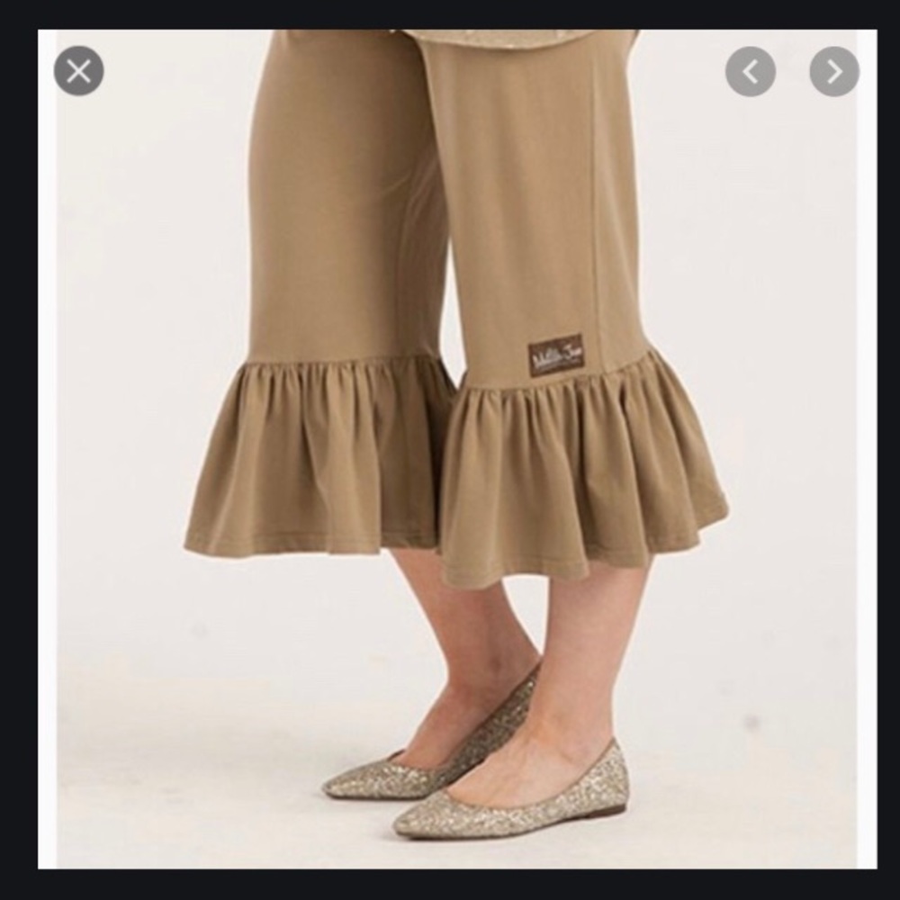Tan cropped MJ ruffles